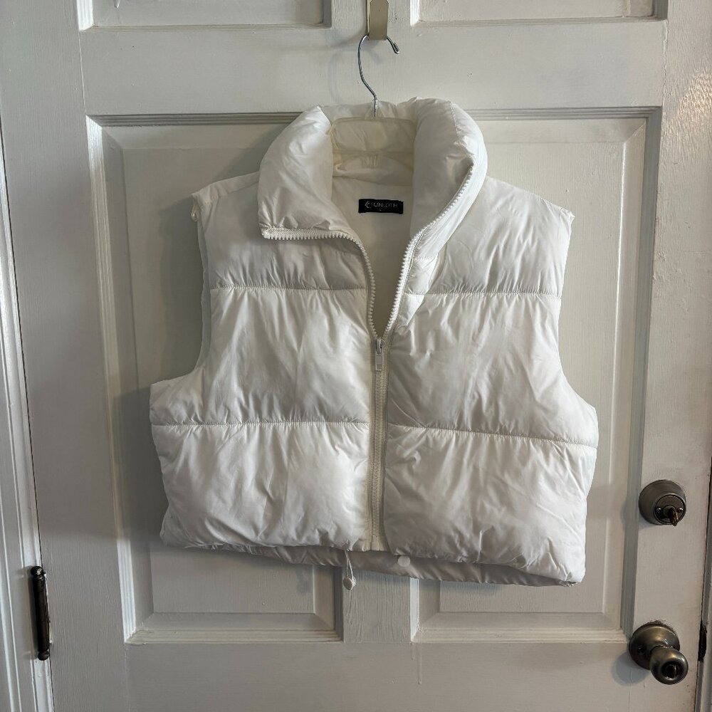 Puffer Vest by Fuinloth